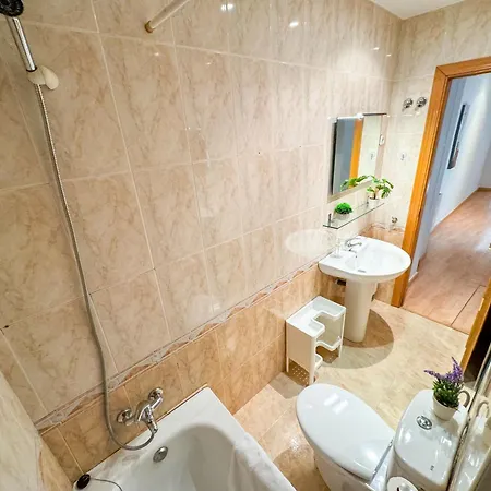 El Tucan Del Pirineo Comotucasa Huesca