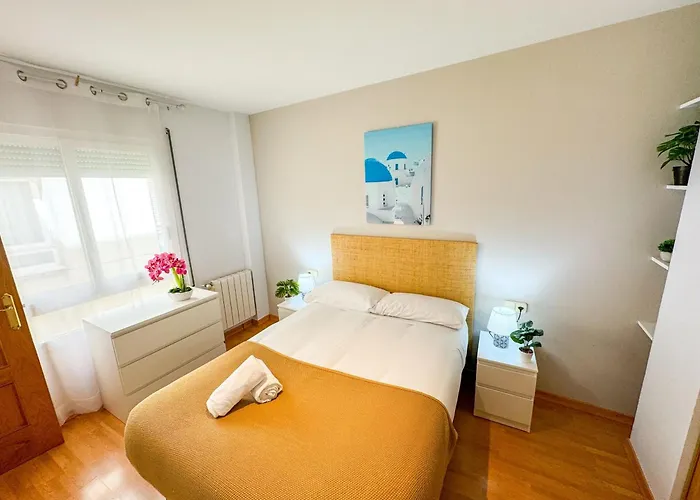 El Tucan Del Pirineo Comotucasa *