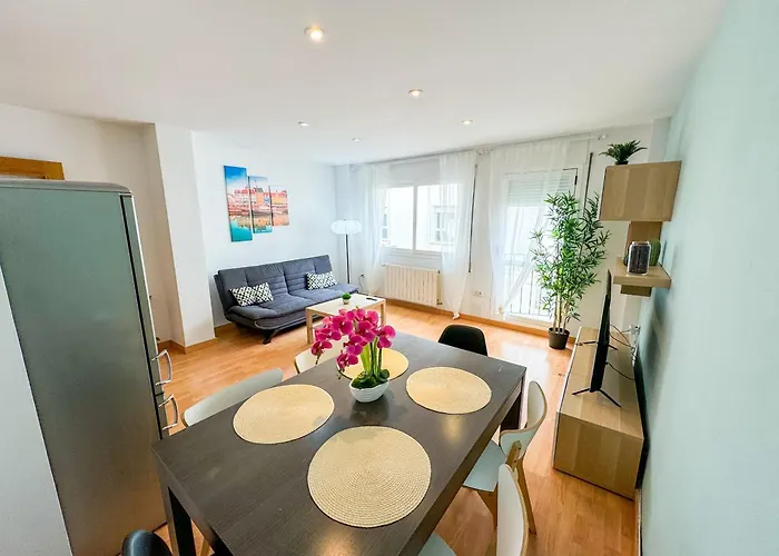 El Tucan Del Pirineo Comotucasa *