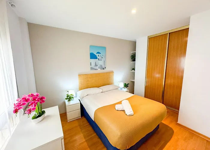 El Tucan Del Pirineo Comotucasa *