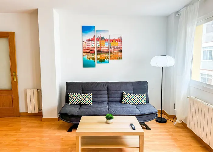 El Tucan Del Pirineo Comotucasa Huesca